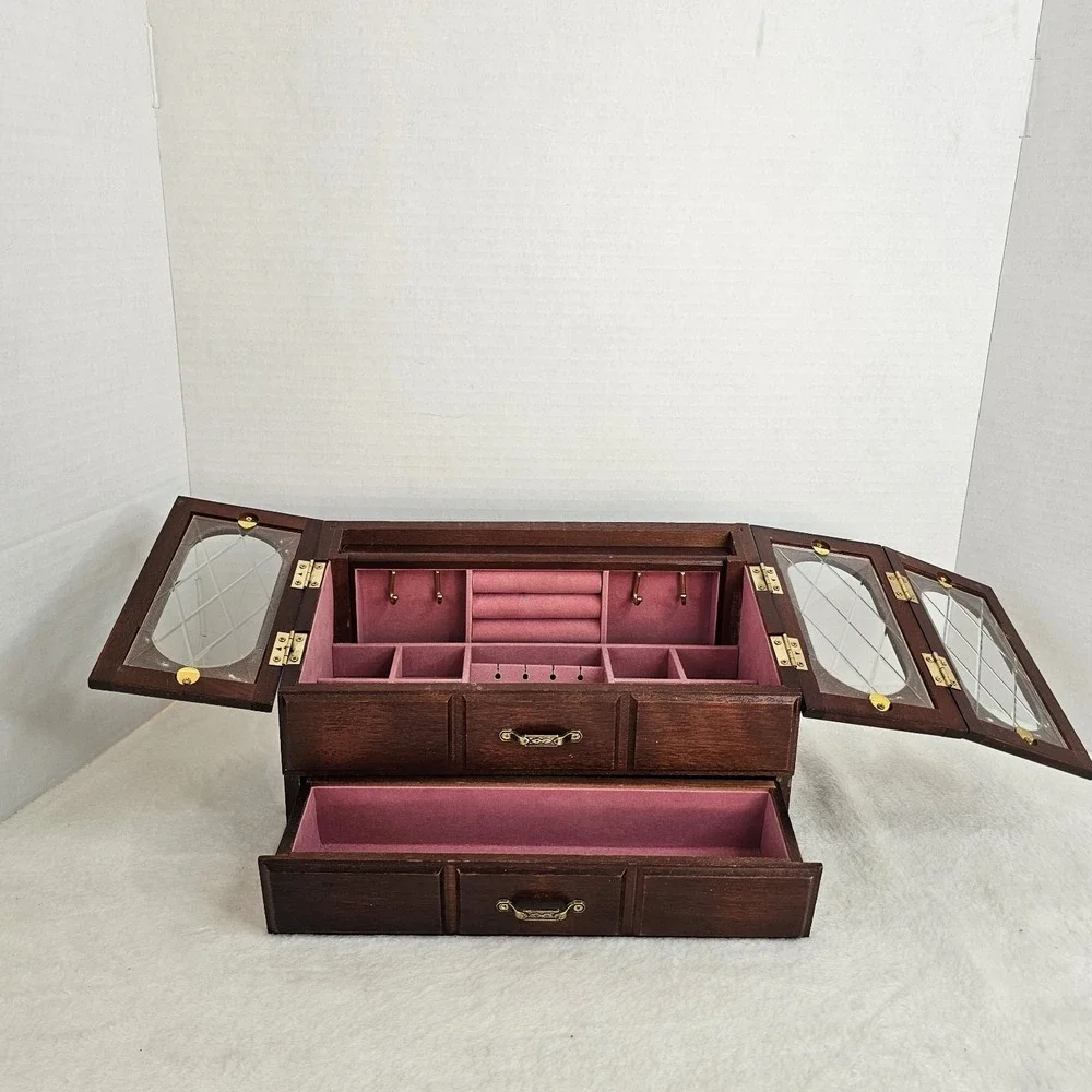 🖤Vintage wooden musical jewelry box